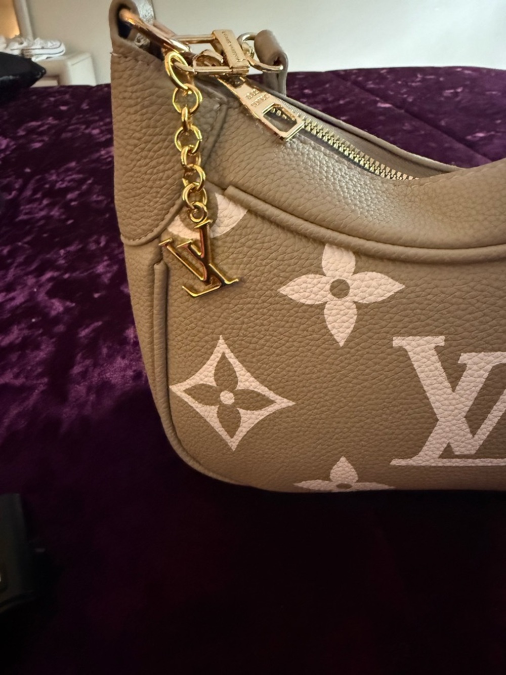 Source Unknown Taupe Shoulder Bag with Pink Monogram and Gold Charm - Picture 2 of 2